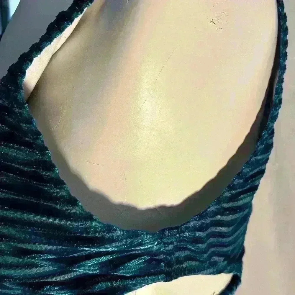 Velour Bikini - Picture 3 of 9